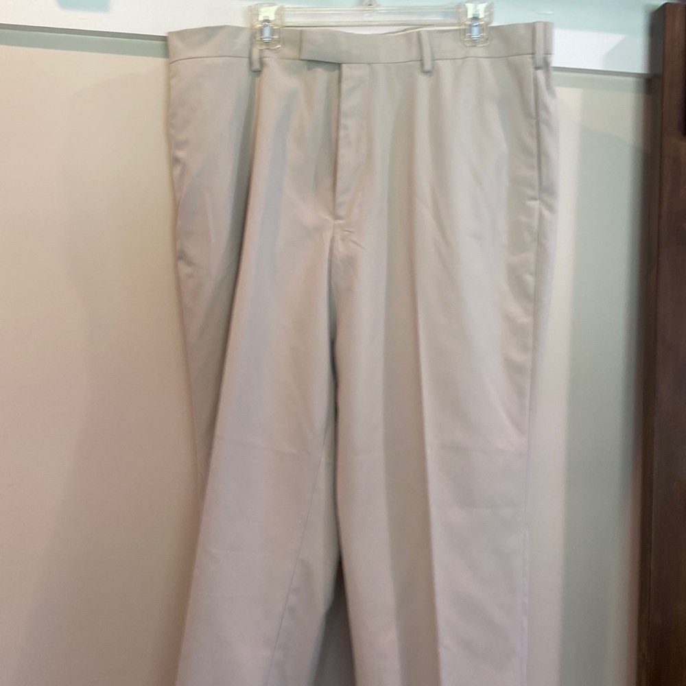 E259 Pro Tour Golf Pants 38 X 29 Light Beige EUC